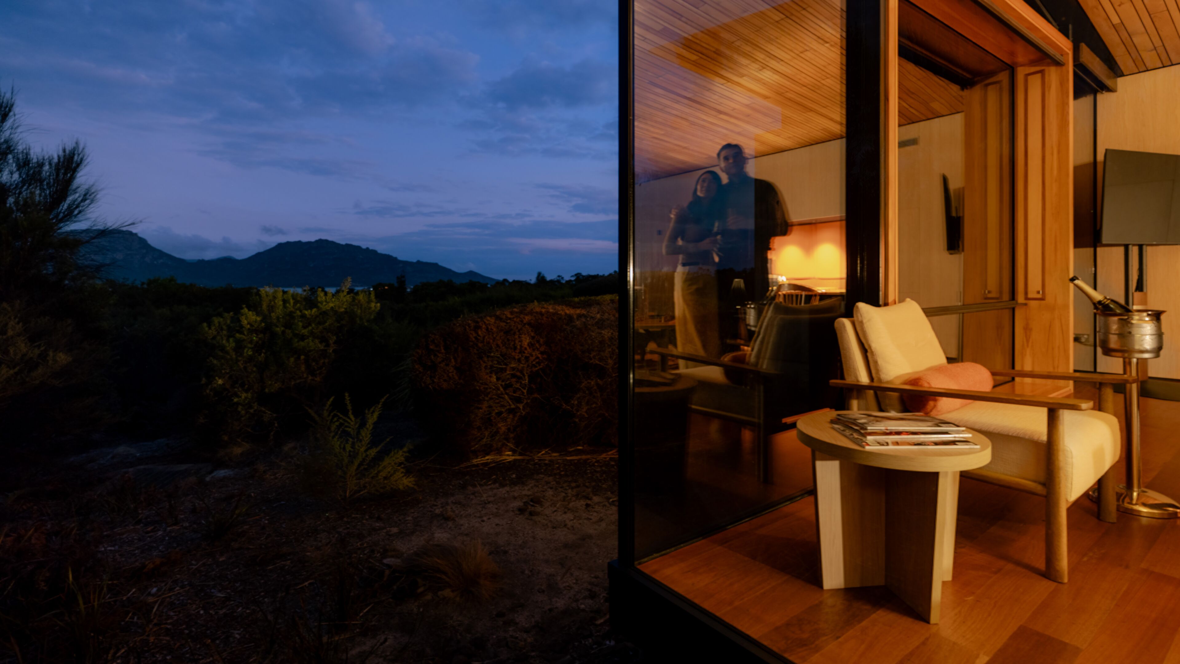 Signature Suite 6586